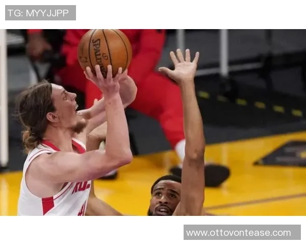 12月28日火箭与凯尔特人精彩对决录像回放分析与赛后点评